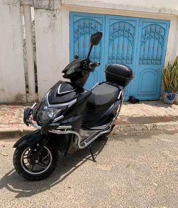 Electrique scooter - pas d'entretien et d'essence image 5