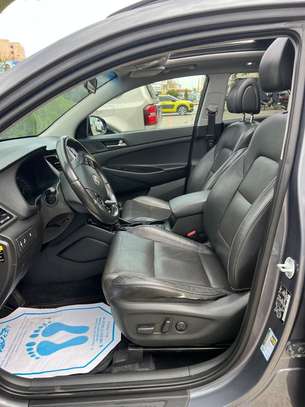 Hyundai Tucson image 12