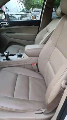 jeep cherokee image 4