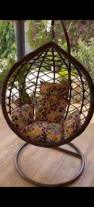 Fauteuil suspendu rotin  avec coussins image 2