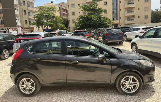 Ford fiesta 2019 image 4