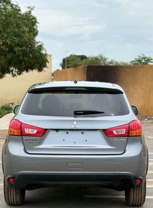 Mitsubishi RVR image 5