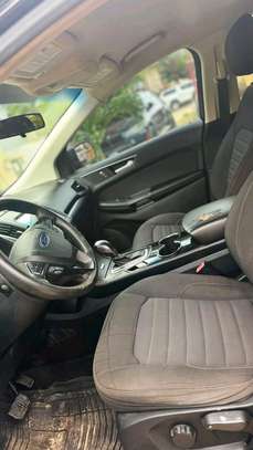 Ford Edge image 4