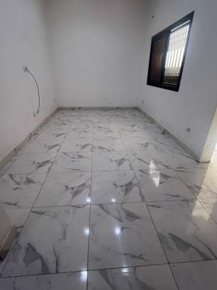Joli studio au RDC  Mermoz image 7
