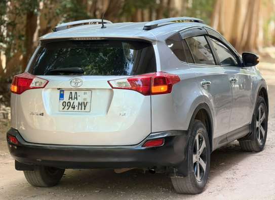 Toyota  rav4 2015 image 4
