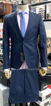 Costume ajusté style classique moderne image 10