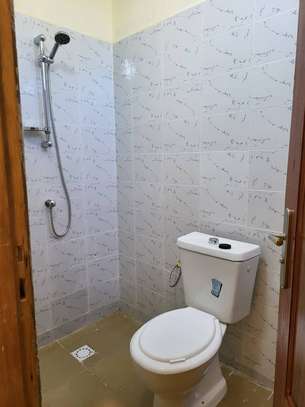 Location-Vente F3  Titre Foncier à lac rose image 14