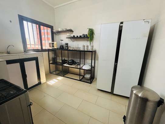 Appartement meublé aux Almadies image 8