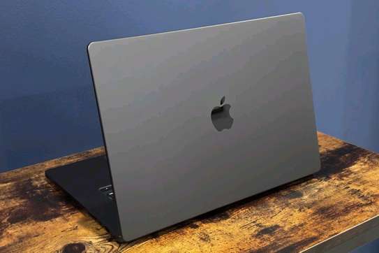 MacBook pro M3 image 4