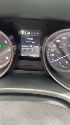 Hyundai Santafe 2018 image 9