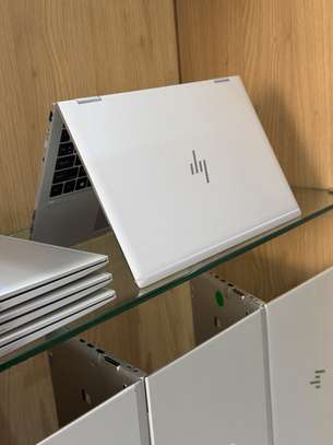 HP EliteBook image 9