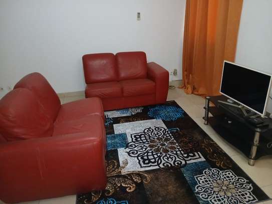 Appartement meublé F3 avec terrasse à louer à Ngor Almadies image 3