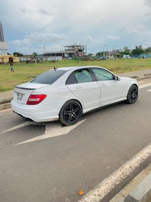 Mercedes C300 2012 image 13