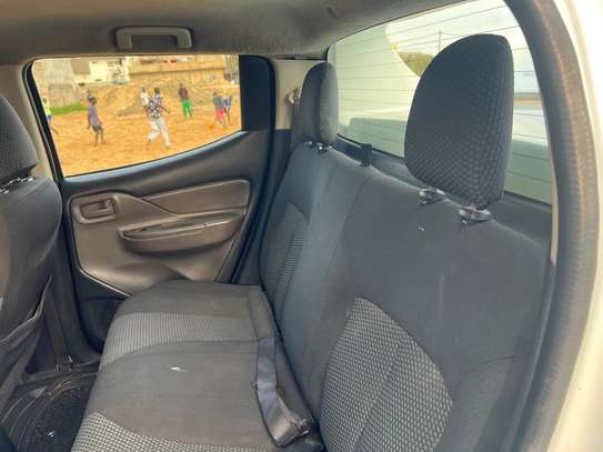 MITSUBISHI L200 DOUBLE CABINE image 5