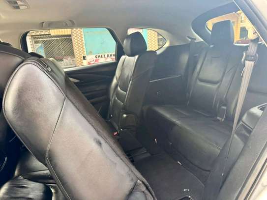 Mazda CX9 image 3