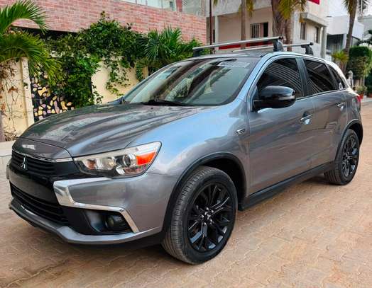 Mitsubishi outlander image 5