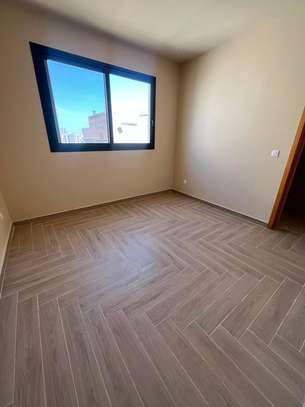 Spacieux appartement F5 à louer au Point E (piscine) image 11