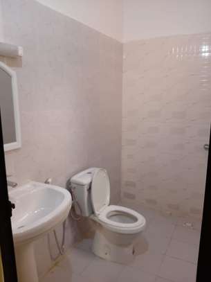 STUDIO SPACIEUX avec 2 toilettes/SACRE COEUR 3 image 3