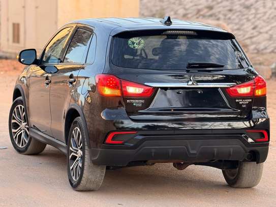 Mitsubishi Outlander 2018 venant image 5