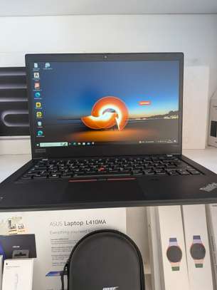 Lenovo thinkpad P14s) AMD Ryzen 7) 16) 256 SSD image 3