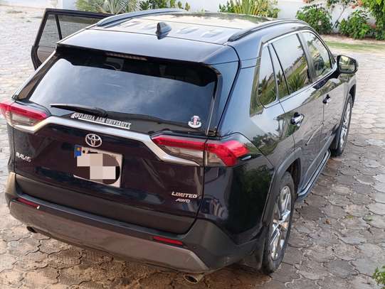 2019 RAV4 Limited AWD image 6