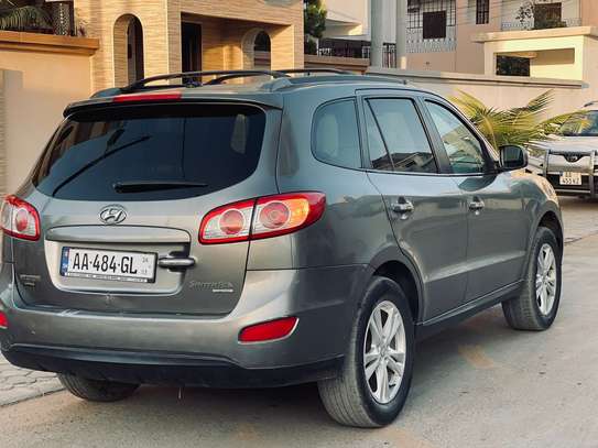 Hyundai santa fe image 8