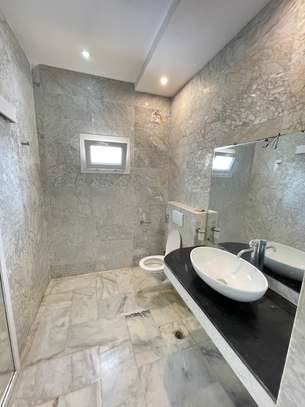 Appartement à louer a la Cité Cheikh Amar image 12