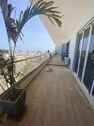 À louer appartement de haut standing Almadies image 3
