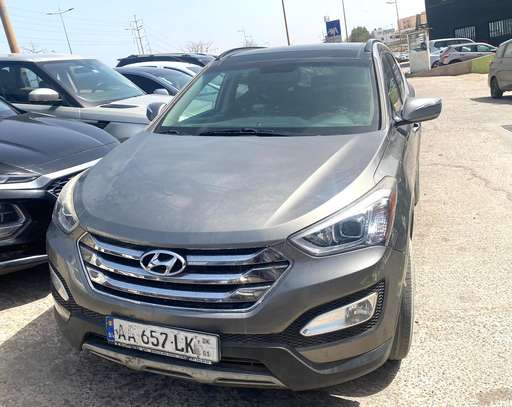 Hyundai Santafé image 1