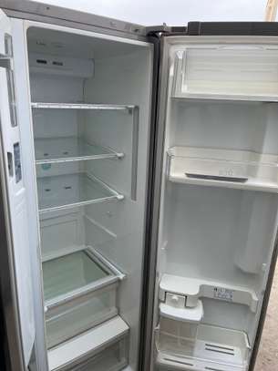 Réfrigérateur américain inox avec distributeur d'eau image 5