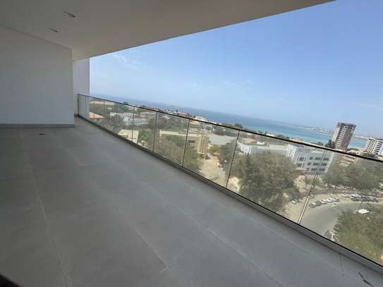 Plateau corniche appartement à louer 4 chambres image 6