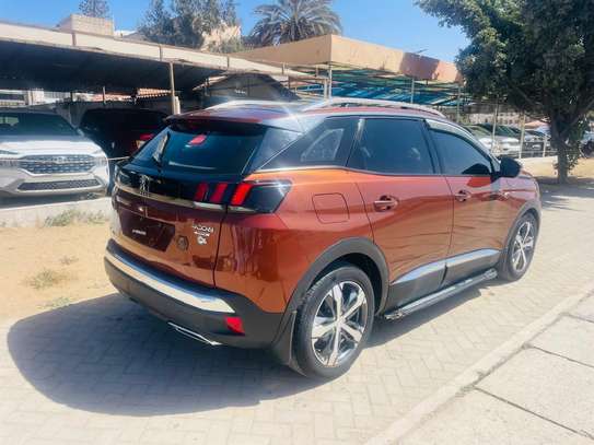 PEUGEOT 3008 2018 image 9