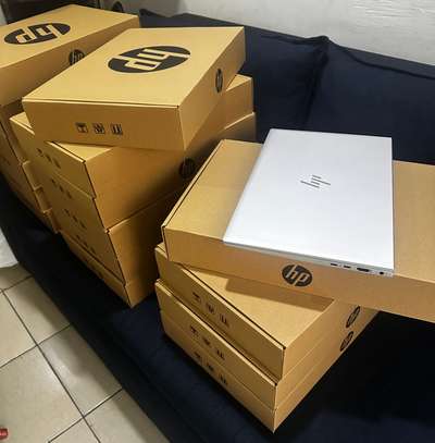 HP Elitebook 840 G8 cor i5 de 11th génération image 1