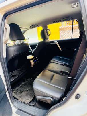 Toyota Prado Land cruiser 2018 image 7