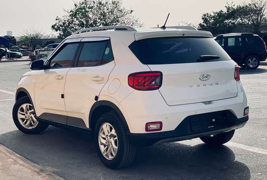 Hyundai venue image 13