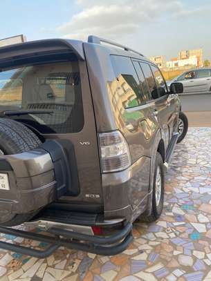 Mitsubishi Pajero 2014 image 6