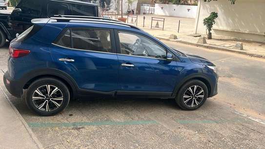 Kia stonic 2024 image 1