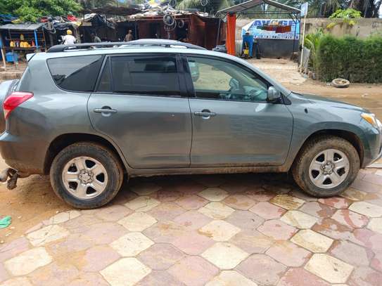 Toyota  rave 4 image 15