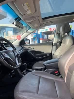 Hyundai Santa Fe image 12