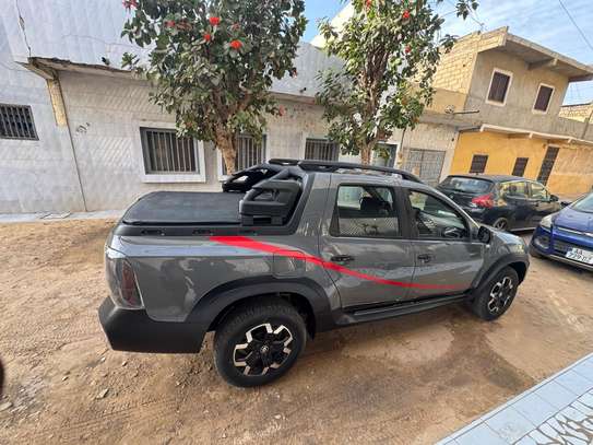 RENAULT DUSTER OROCH 2017 image 4