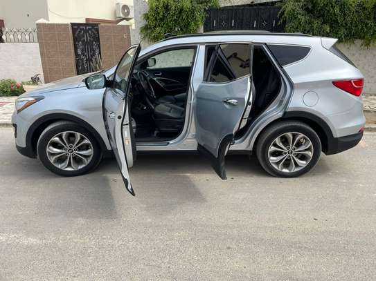 Hyundai Santa Fe image 12