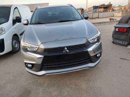 Mitsubishi rvr image 1