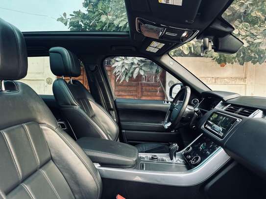 RANGE ROVER SPORT 2019 image 12