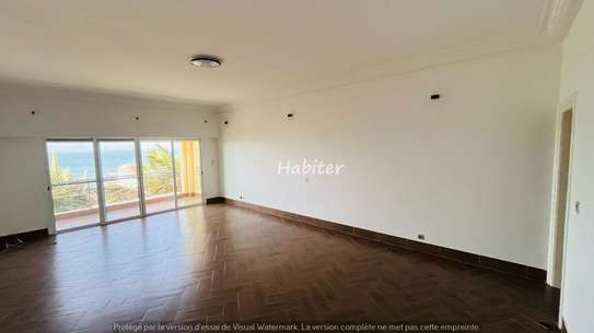 Appartement à louer sur la corniche des Almadies image 6