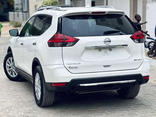 Nissan Rogue 4/4 année 2017 image 4