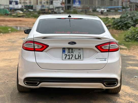 Ford fusion image 14