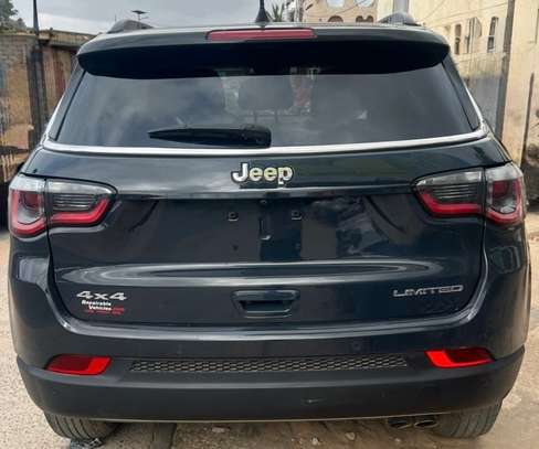 Jeep Compass 2018 Limited 4x4 image 3