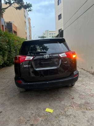 Toyota Rav 4 image 5
