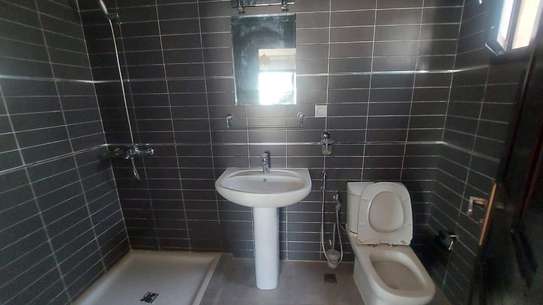 Appartement neuf de type f4 image 5