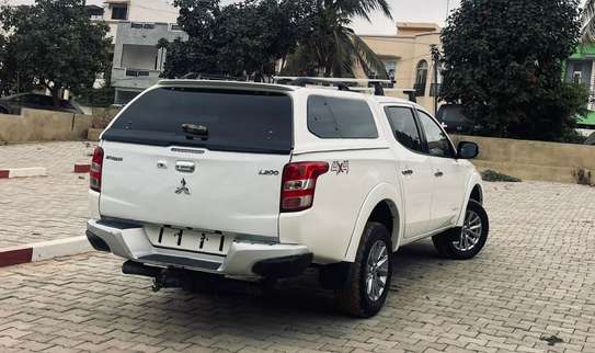 Mutsibishi L200 2016 image 3